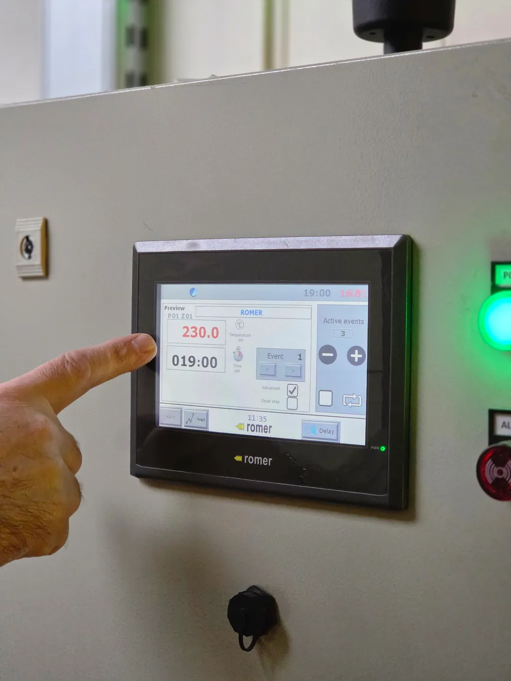 Plynová pec na vypaľovanie práškového laku pri 230 °C 2